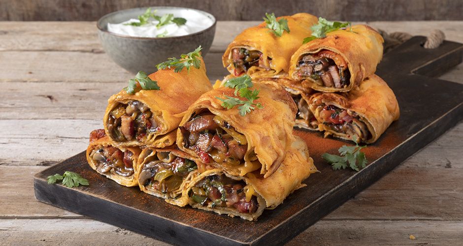 Crispy rolls with bacon and mushrooms